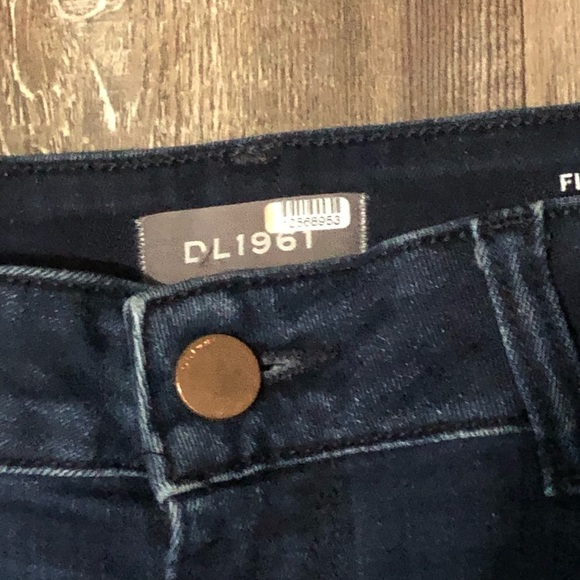 DL1961 Jeans Women's 28 Florence Cropped Mid Rise Instasculpt Denim Morgana Wash - Picture 2 of 9